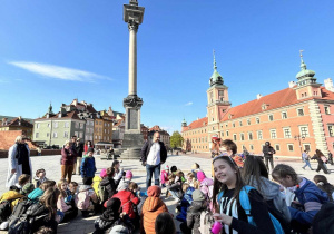 Klasy trzecie na wycieczce w Warszawie