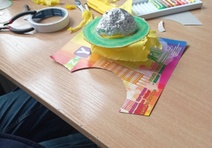 Spodek kosmiczny