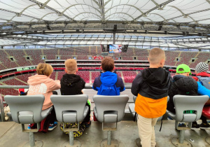 Uczniowie na Stadionie Narodowym