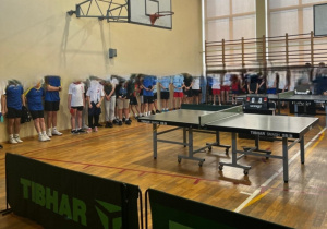 Zawodnicy przed rozpoczęciem meczu.